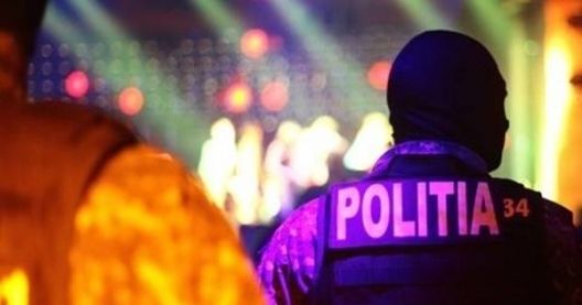 Administratorul unui club de noapte din Chişinău sancţionat de poliţişti. Acesta aduna tineri pe reţele de socializare şi îi chema în local să se distreze