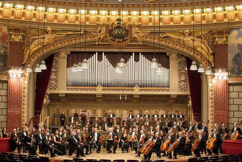 Filarmonica ''George Enescu'' transmite de joi concerte pe canalul propriu de YouTube