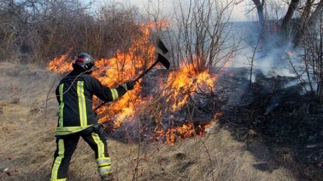 Peste 60 de incendii de vegetaţie înregistrate în ultimele 24 de ore. 10 hectare au fost distruse la Butuceni, Orhei