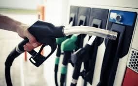 De ce preţurile la carburanţi nu vor scădea prea mult. Preţul petrolului s-a majorat cu 50% în câteva zile