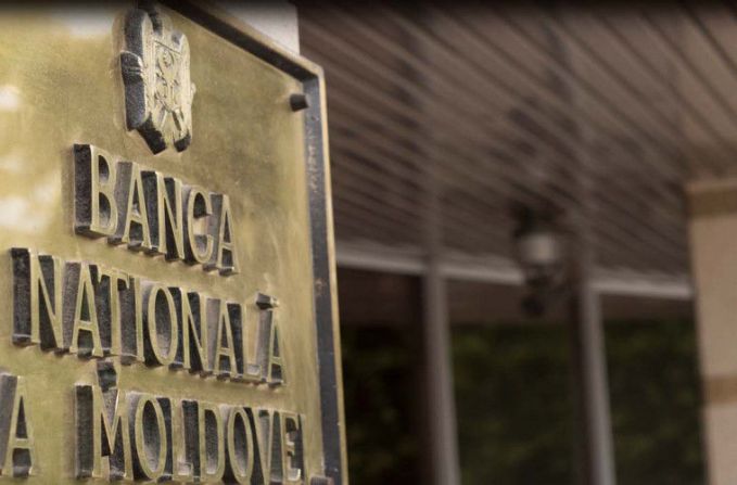 BNM recomandă băncilor să se abţină de la plata dividendelor