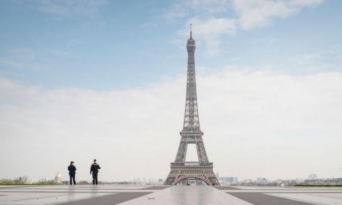Ce se întâmplă la Paris, după cea mai neagră zi pentru Franţa de la declararea pandemiei de COVID-19