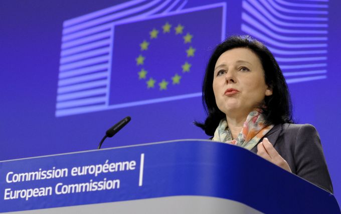 Vicepreşedintele Comisiei Europene pentru valori şi transparenţă, Vera Jourova: UE a identificat informaţii false despre COVID-19 care provin din Rusia