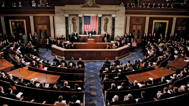 SUA: Partidul Democrat prezintă un plan de asistenţă de 3.000 miliarde de dolari în Camera Reprezentanţilor