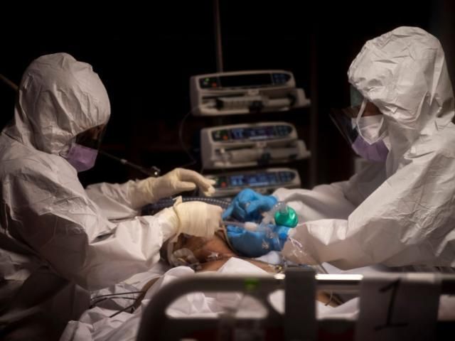 Ministerul Sănătăţii anunţă noi decese cauzate de COVID. 22 de pacienţi infectaţi sunt intubaţi
