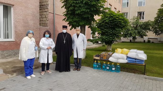 Episcopia Basarabiei de Sud a donat echipament de protecţie pentru cadreele medicale din Cimişlia, implicate în lupta împotriva COVID-19