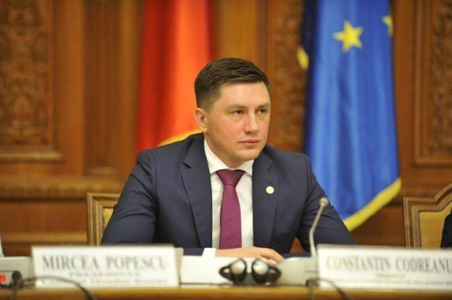 Încă un politician din România solicită retragerea cetăţeniei române premierului Chicu. Luni va expedia o cerere Autorităţii Naţionale pentru Cetăţenie