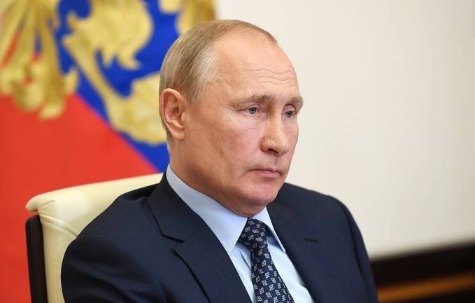 Rusia: Putin a aprobat schimbări la legea electorală care deschid calea pentru votul electronic şi prin corespondenţă