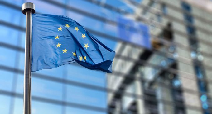 Comisia politică externă şi integrare europeană a aprobat avizul pentru iniţierea negocierilor cu UE privind asistenţa macrofinanciară în sumă de 100 de milioane de euro
