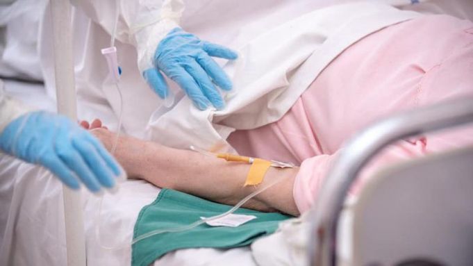 Ministerul Sănătăţii: Alte 5 persoane infectate cu coronavirus au decedat