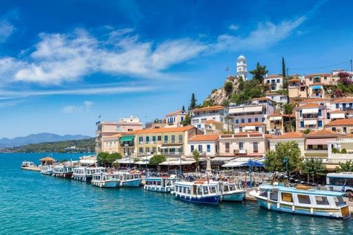 Coronavirus: Ciprul îi atenţionează pe turiştii care încalcă regulile de intrare pe teritoriul său