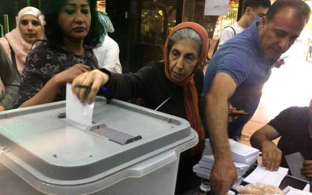 Sirienii au început să voteze în cadrul alegerilor legislative, într-o ţară distrusă de război şi în profundă criză economică