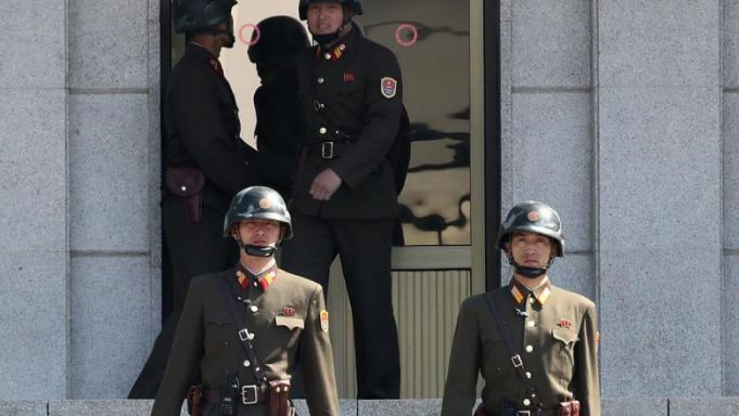 Cine este primul suspect de coronavirus din Coreea de Nord. Acuzaţii între Phenian şi Seul