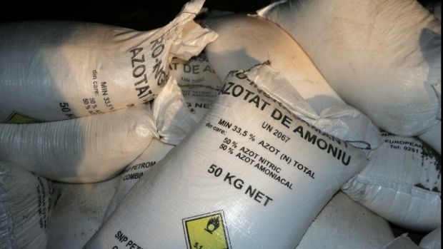 Aproape 26.000 de tone de azotat de amoniu, în Portul Constanţa. Controale, după explozia din Liban