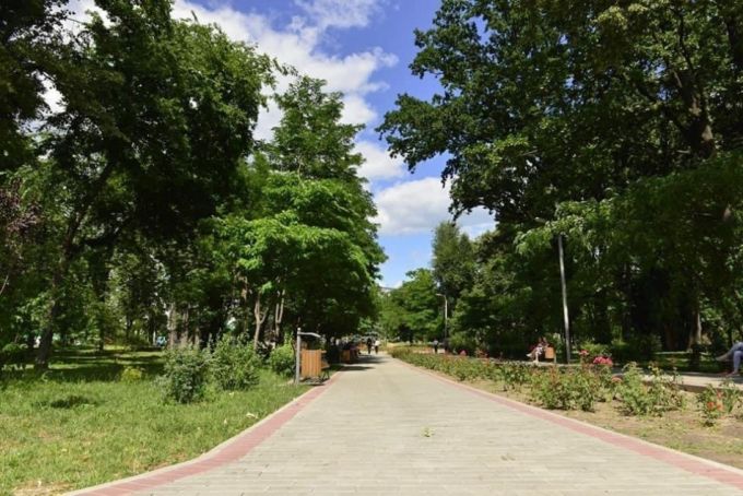 Parcul „Alunelul” din Chişinău ar putea fi redenumit în „Bucureşti”