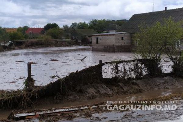 Inundaţii în sudul R. Moldova. Mai mult familii au fost evacuate