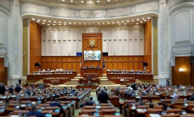 Parlamentul României avertizează Rusia: Orice ameninţare cu implicare militară în sprijinul regimului ilegitim din Belarus contravine dreptului internaţional
