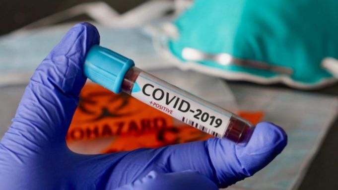 Coronavirus România. Rata de infectare s-a dublat în 24 de ore, deşi numărul cazurilor noi a scăzut sub 2.000