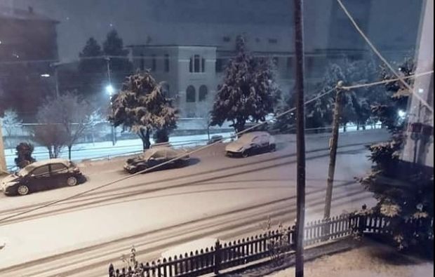 Furtuna Leandros duce la scăderea temperaturilor în Grecia: De la plus 20 în timpul zilei la minus 20 dimineaţa