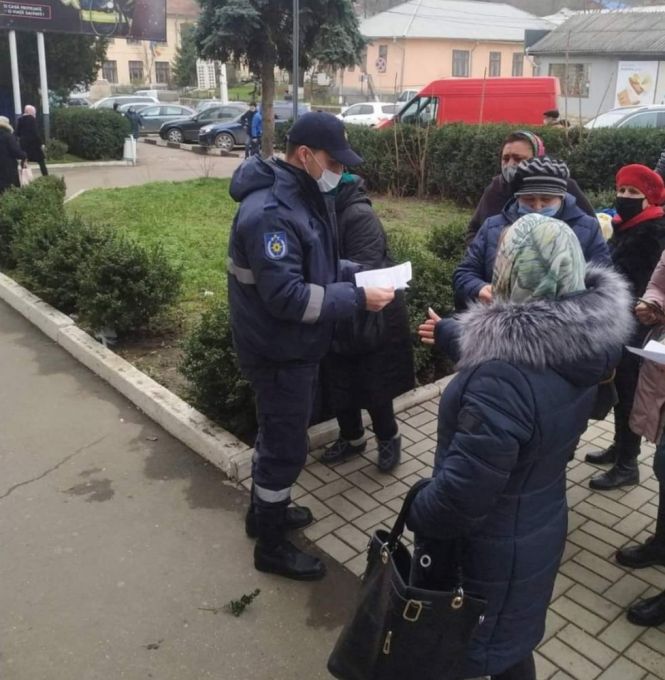 Cetăţenii din 44 de localităţi din R. Moldova, informaţi despre respectarea regulilor de protecţie contra COVID-19