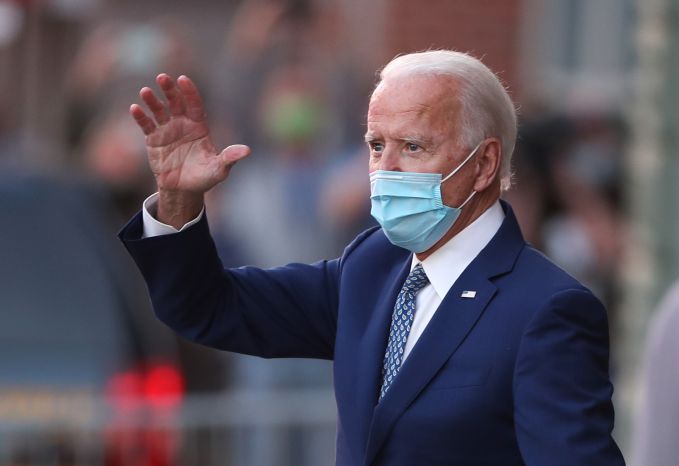 UE îl îndeamnă pe Biden să-şi asume leadership-ul luptei împotriva coronavirusului