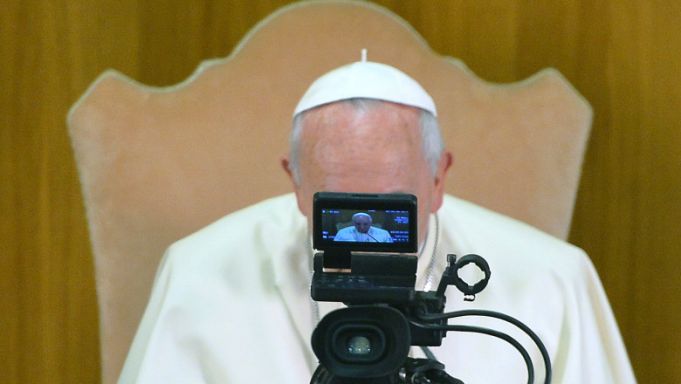 Ce mesaj le-a transmis papa Francisc ziariştilor din întreaga lume