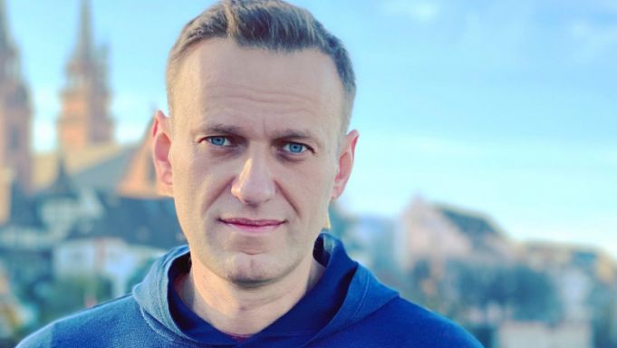 Primul mesaj al lui Navalnîi din închisoare: Pentru orice eventualitate, n-am de gând să mă spânzur ori să-mi tai venele cu lingura