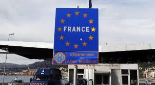 Noi condiţii de intrare în Franţa. Autoizolare 7 zile, urmată de test COVID