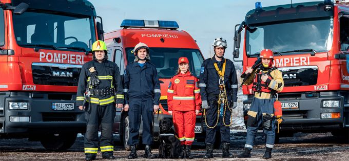 Salvatorii şi pompierii au intervenit în 18 situaţii de risc în ultimele 24 de ore