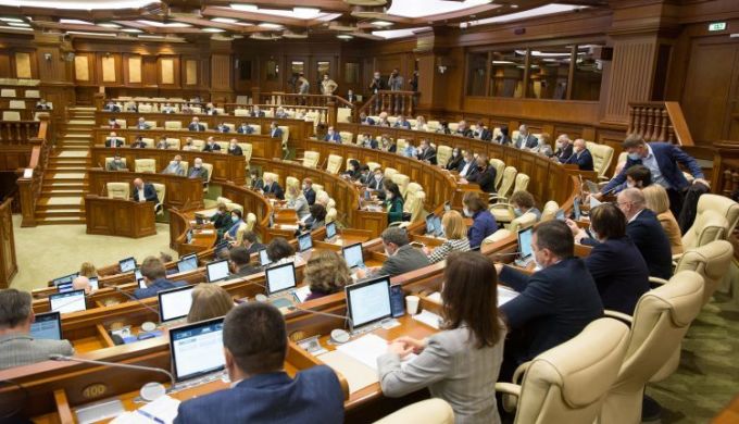 VIDEO. UPDATE: BCS înaintează moţiune simplă asupra activităţii ministerului Justiţiei. Şedinţa Parlamentului Republicii Moldova din 14 octombrie 2021