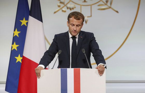 Algeria îşi recheamă ambasadorul din Franţa, din cauza declaraţiilor făcute de preşedintele Emmanuel Macron. Tensiunile dintre cele două state cresc