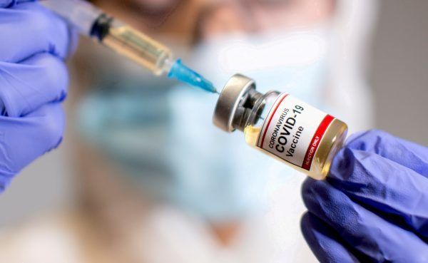 Un lot de 42.120 de doze de vaccin Pfizer/BioNTech a ajuns la Chişinău