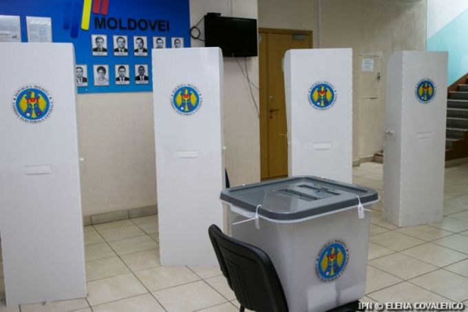 Alegătorii din 15 localităţi din Republica Moldova sunt aşteptaţi duminică la urne pentru a-şi alege primarul
