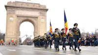Parada militară de 1 Decembrie de la Bucureşti va avea loc în format restrâns. În unele garnizoane vor fi ceremonii de mică amploare