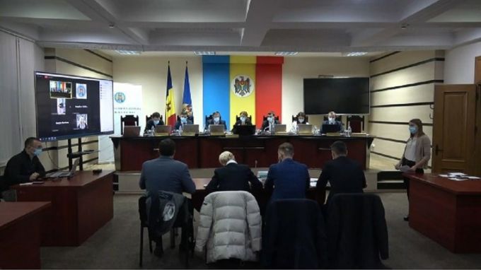 ULTIMA ORĂ. CEC solicită excluderea Marinei Tauber din cursa pentru funcţia de primar al municipiului Bălţi