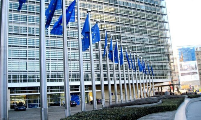 Consiliul European condamnă cu fermitate instrumentalizarea migranţilor de către regimul belarus: UE va continua să contracareze atacul hibrid