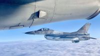 Parlamentul de la Bucureşti a dat undă verde achiziţiei unui pachet de 32 de avioane F-16 pentru Forţele Aeriene Române