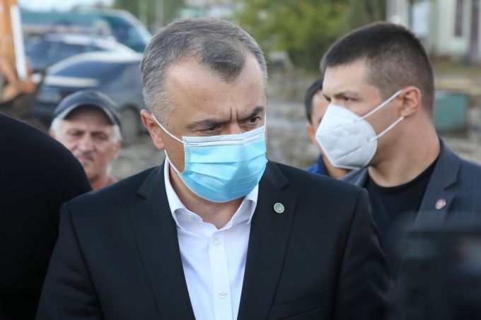 UPDATE: Primele declaraţii ale lui Ion Chicu, după ce a fost internat în spital din cauza complicaţiilor provocate de COVID-19