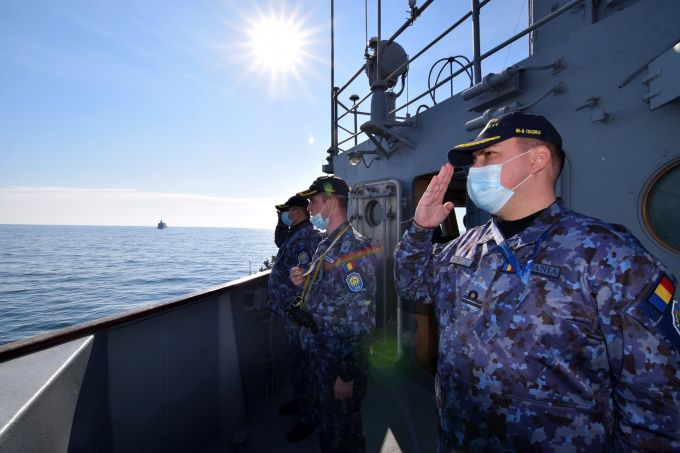 Peste 700 de militari din şase ţări NATO se instruiesc, în Marea Neagră, sub comanda Forţelor Navale Române