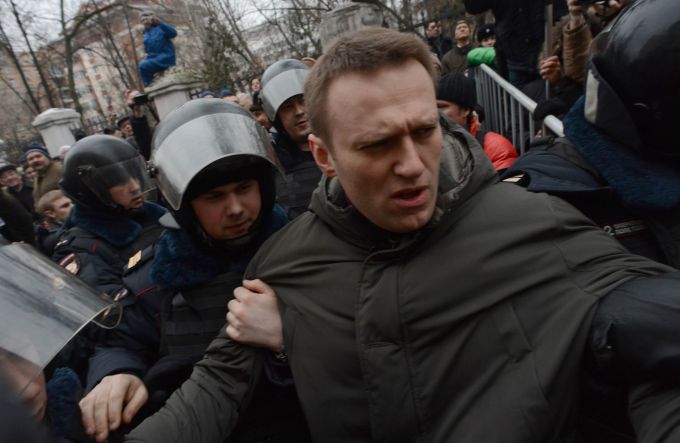 Cazul Navalnîi: UE instituie sancţiuni împotriva a patru înalţi funcţionari ruşi