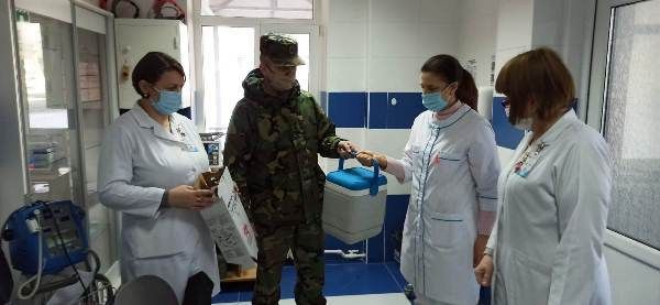 Medicii Spitalului Clinic Militar Central din Chişinău vor fi vaccinaţi mâine