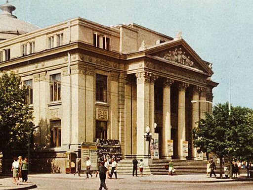 Teatrul Naţional ”Mihai Eminescu”: 100 ani de la fondare
