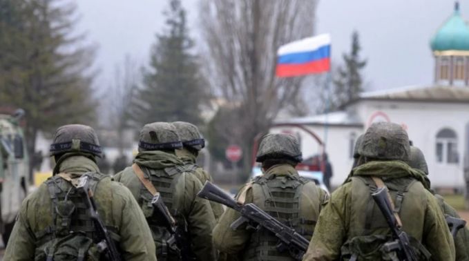 Spionajul militar ucrainean: Rusia va disloca până 110.000 de soldaţi la frontiera cu Ucraina