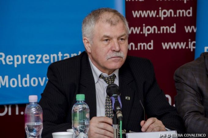 Deputat al Parlamentului 90: Dodon a activat „planul B” dictat de Moscova, unde a alergat după noi instrucţiuni
