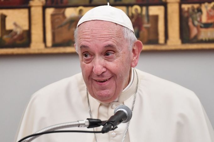 Papa Francisc cere instituţiilor financiare internaţionale să reducă datoriile ţărilor sărace