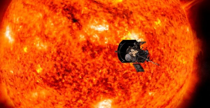 O navă spaţială trimisă de NASA tocmai „a atins” învelişul exterior al Soarelui