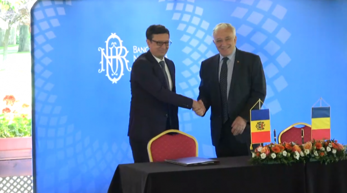 VIDEO. Acord de colaborare între BNR şi BNM. Mugur Isărescu: Este un foarte bun instrument de apropiere a Republicii Moldova de Uniunea Europeană