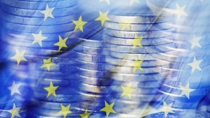 UE a efectuat cea mai mare emisiune de obligaţiuni din istoria sa, pentru a finanţa redresarea post-Covid