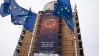 Comisia Europeană prezintă o nouă strategie pentru un spaţiu Schengen mai puternic şi mai rezilient. Acceptarea ţărilor pregătite de aderare, printre obiective
