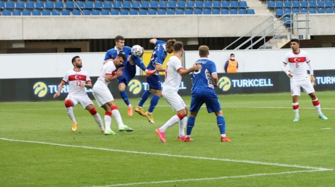 Naţionala de fotbal a Republicii Moldova pierde primul amical al verii